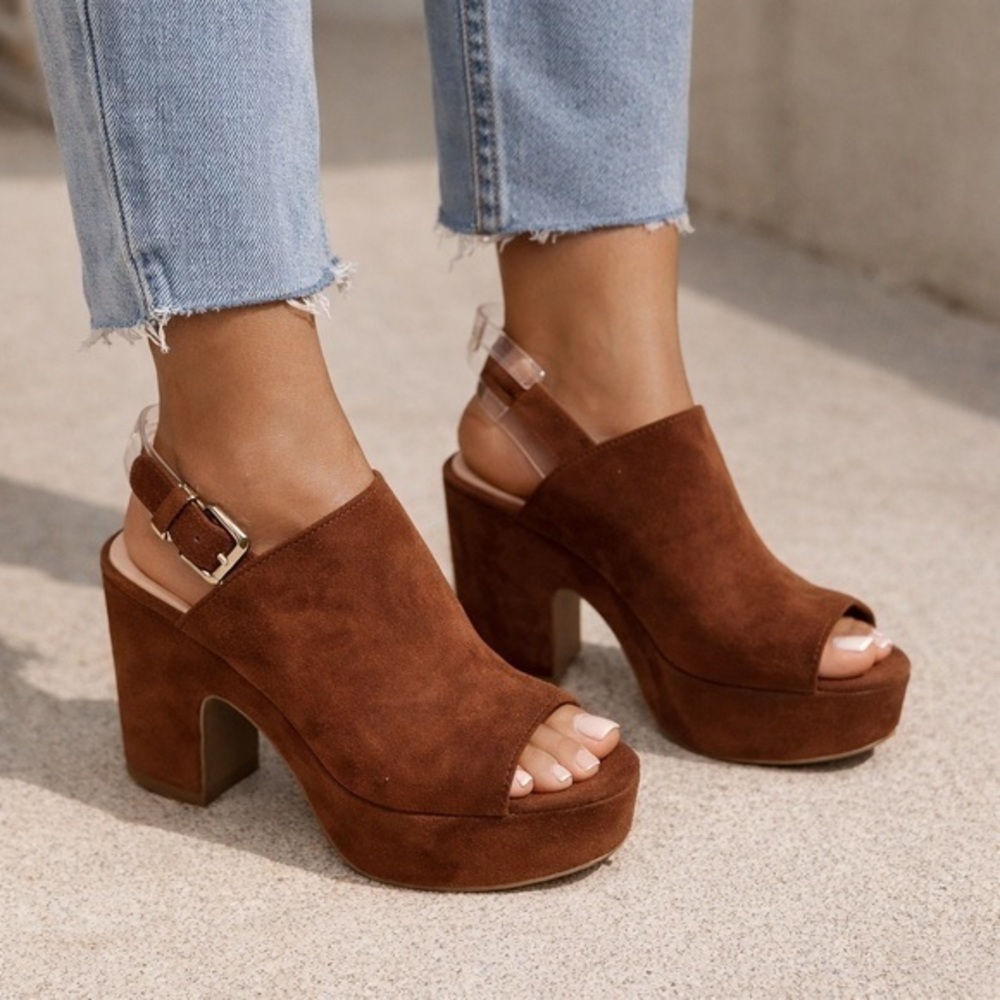 CL by Laundry Brown Suede Heels Size 6